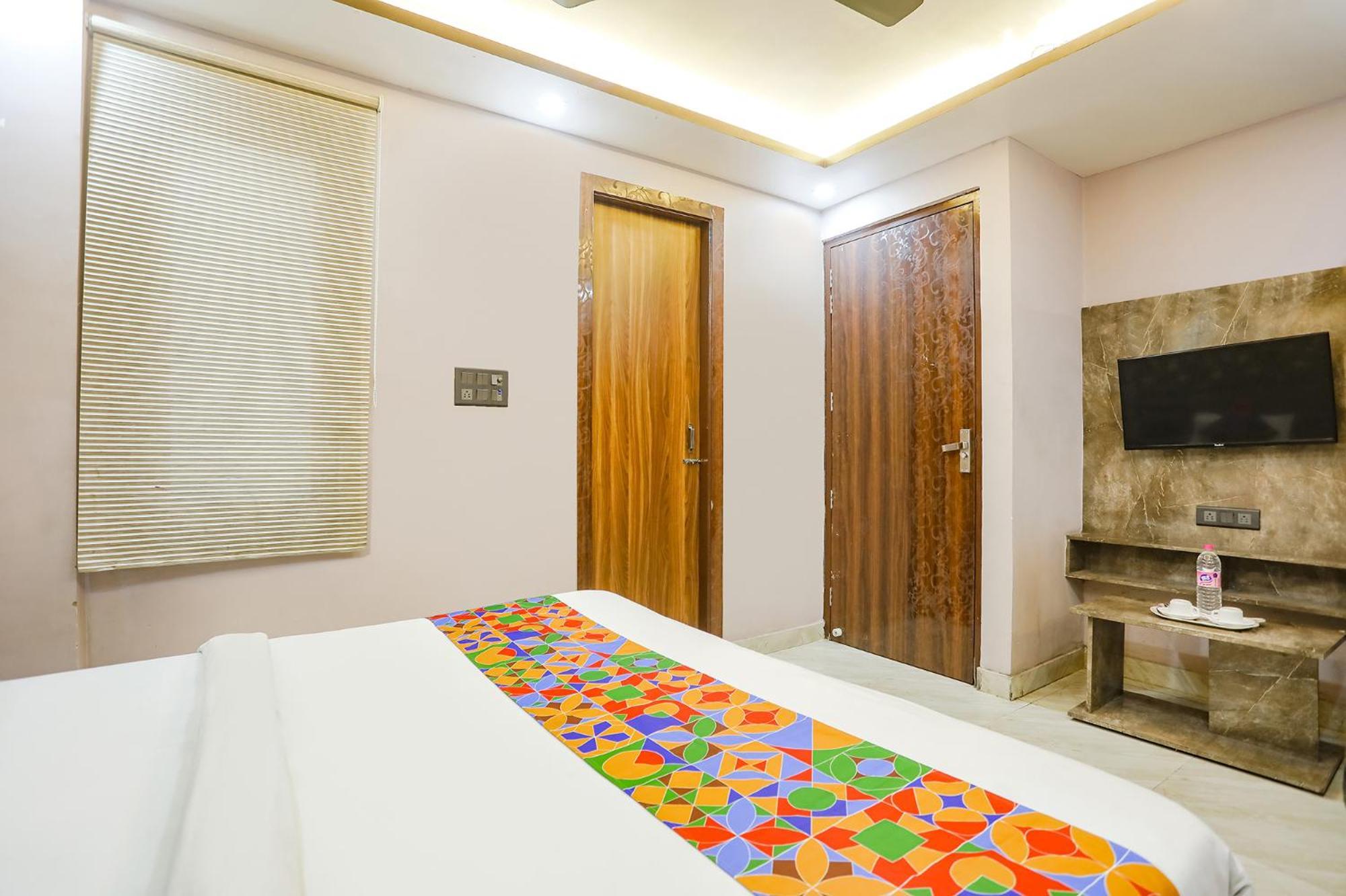 Fabhotel The Palacio Kanpur Exterior photo